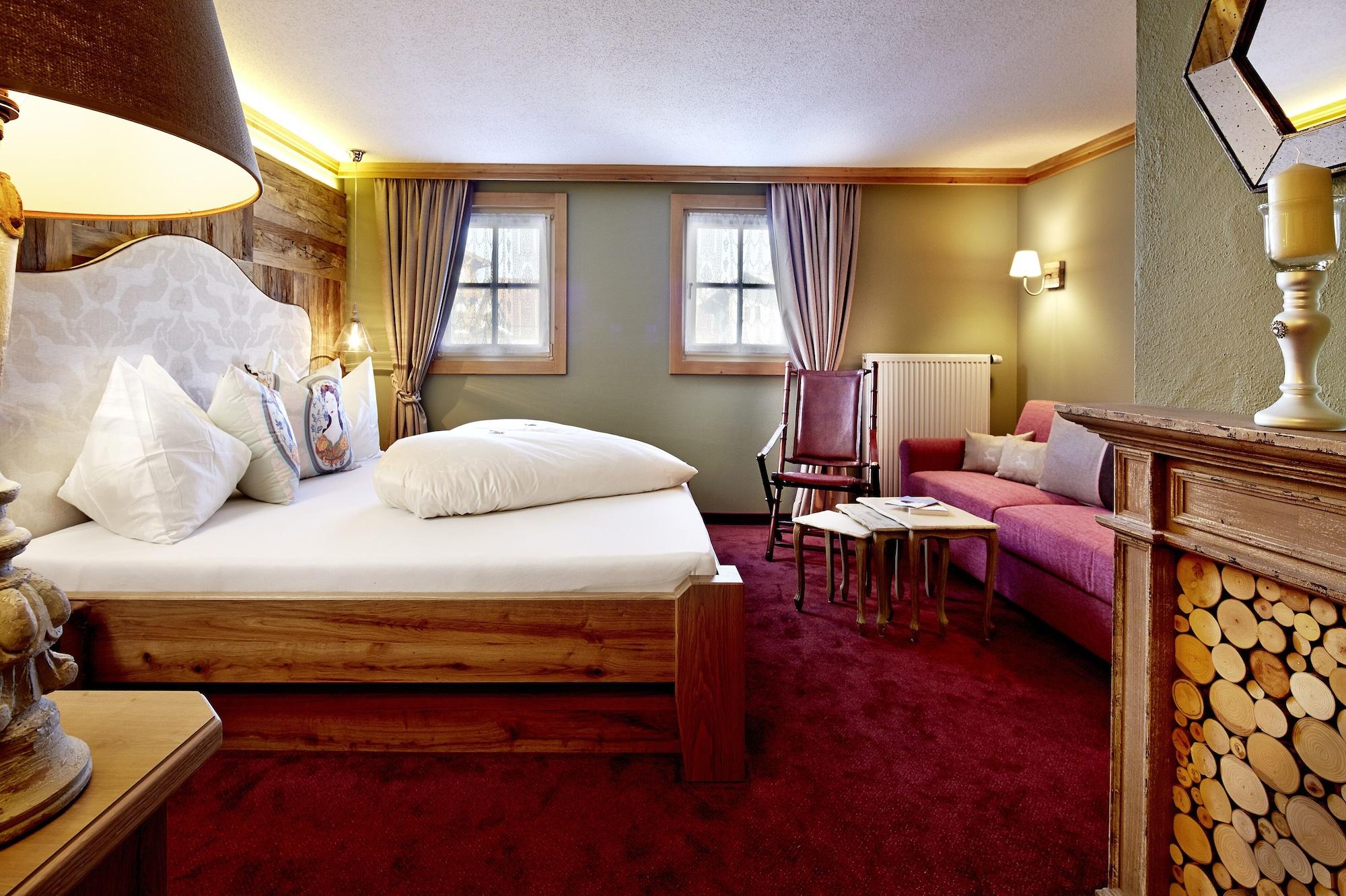 Romantikhotel Zell Am 4*
