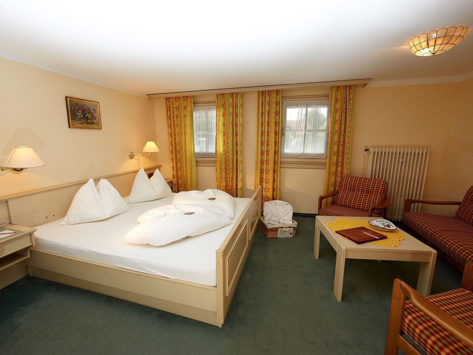 Hotel Romantikhotel Zell Am