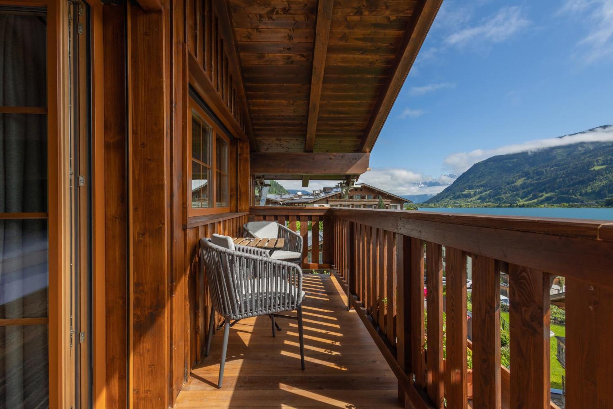 Romantikhotel Zell Am 4*