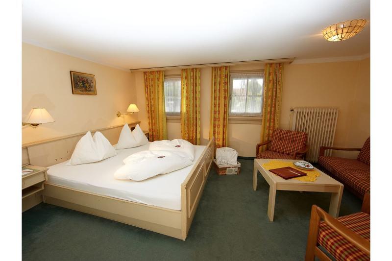 Romantikhotel Zell Am Hotel